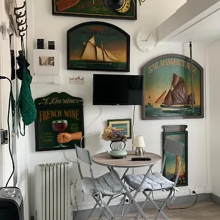 Studette Tiny House De L Eglise 12 M2 Apartment