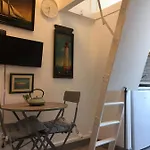 דירה Studette Tiny House De L Eglise 12 M2